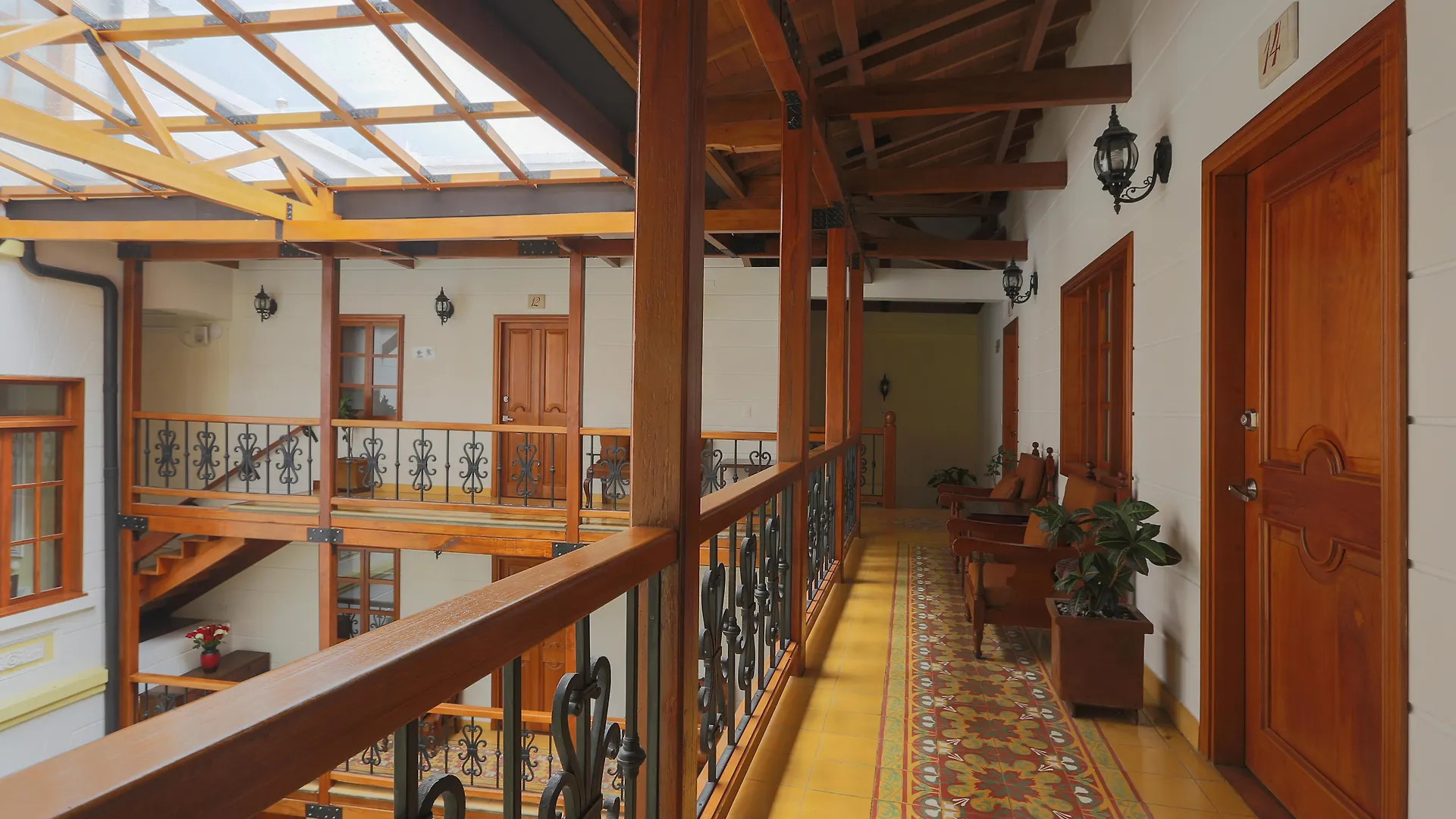 Hotel Santa Lucia Boutique Spa Bogotá 5*,